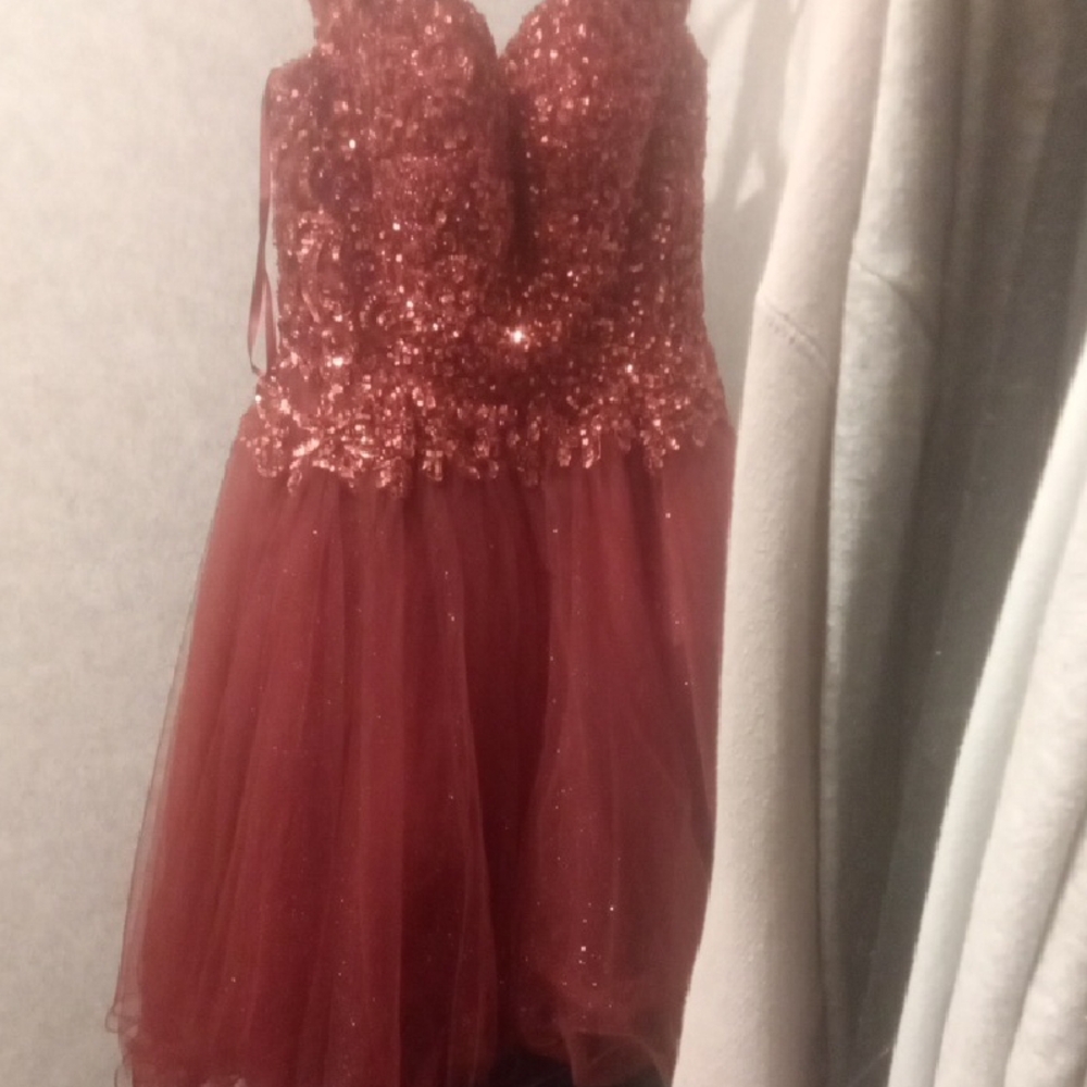 Red Sweetheart Neckline Sleeveless Formal Sundress